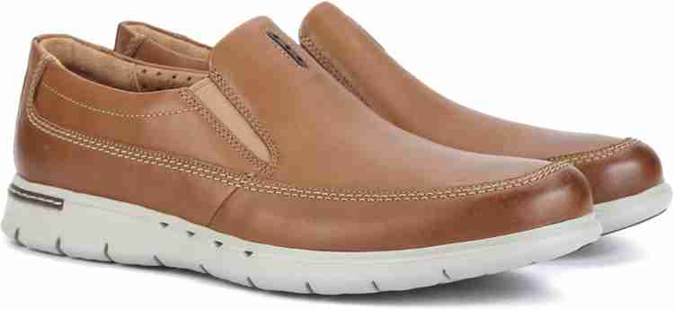 CLARKS UNBYNER EASY TAN LEATHER Boat Shoes For Men