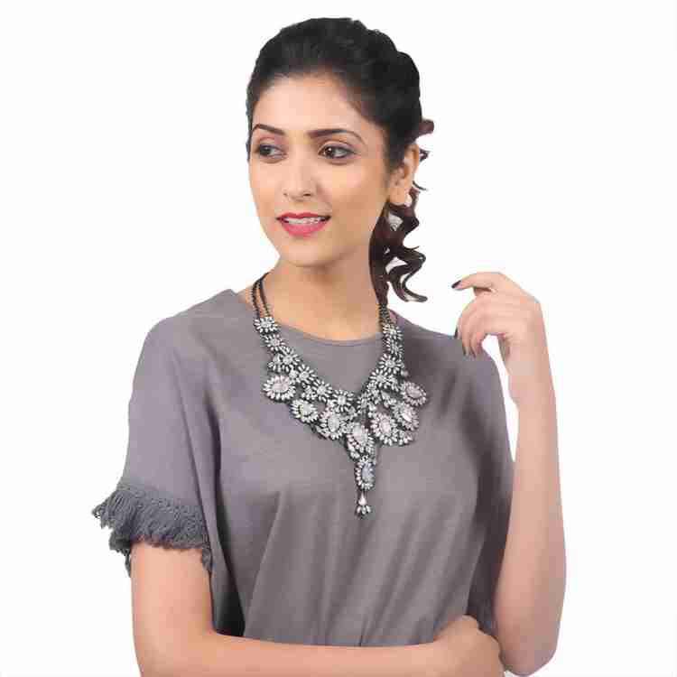 Heavy stone necklace discount