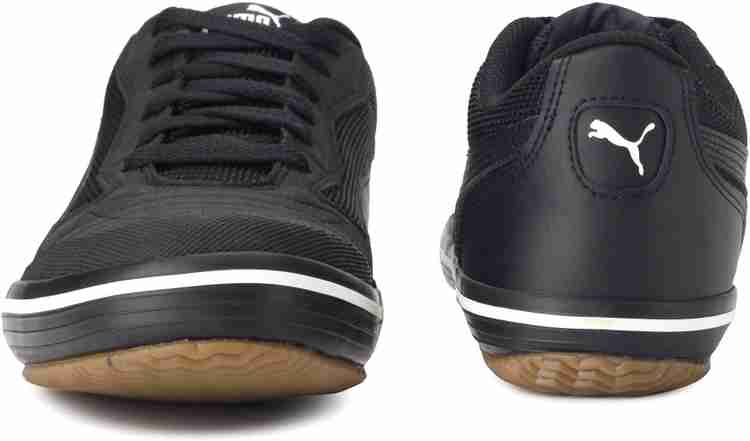 Puma men's astro top sala soccer shoe