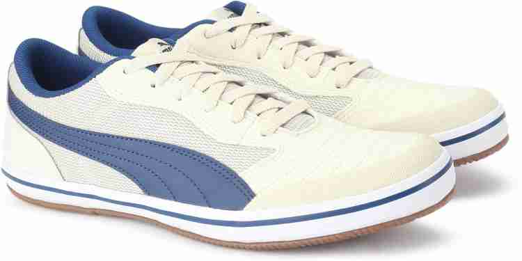 Puma men's deals astro sala sneaker