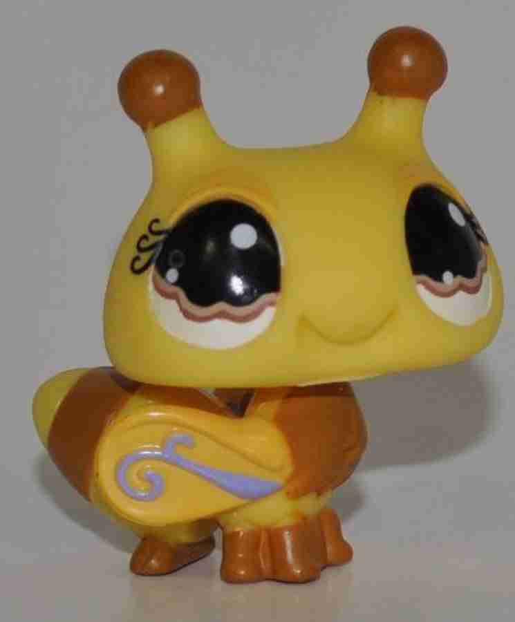 Littlest Pet Shop Bee 1135 Yellow Brown Eyes Retired