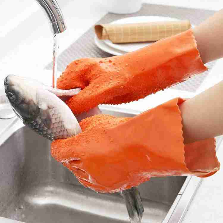 Fish clearance cleaning gloves
