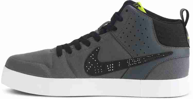 Nike hotsell liteforce grey