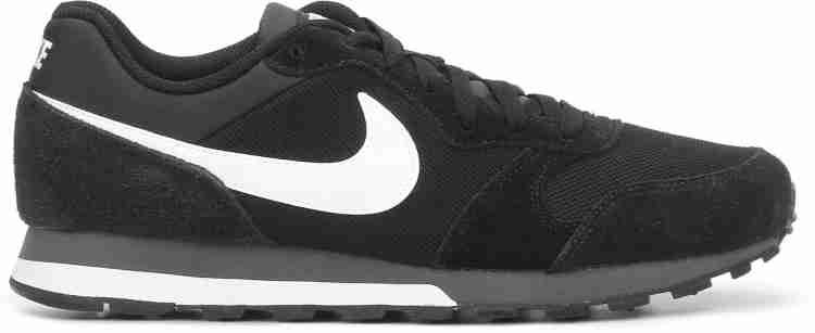 Nike md runner 2 best sale black white