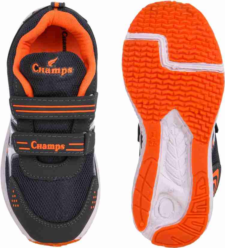 Champs best sale youth shoes