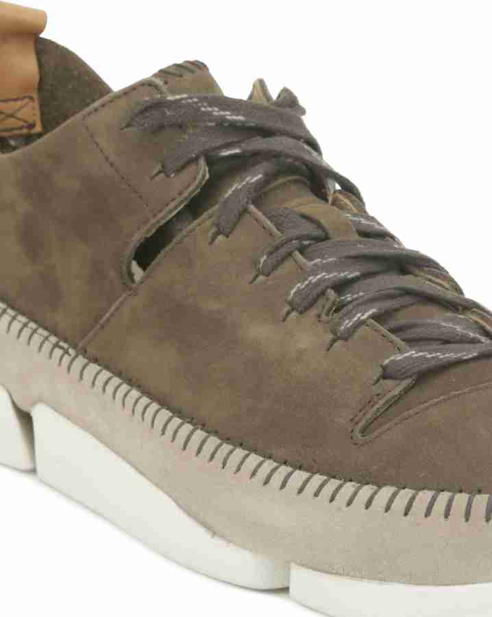 Clarks nubuck cheap trigenic flex sneaker