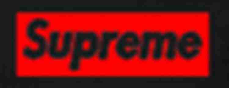 Supreme t store shirt roblox black