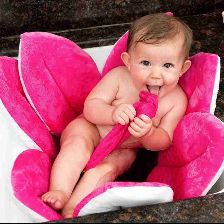Flower outlet bath mat