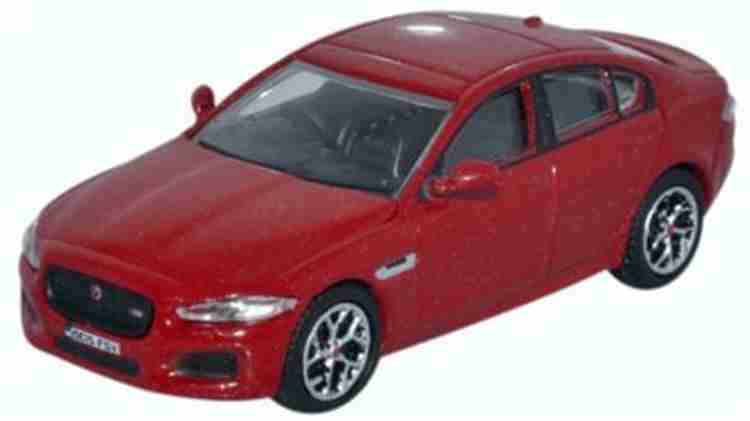 Jaguar xe discount diecast model