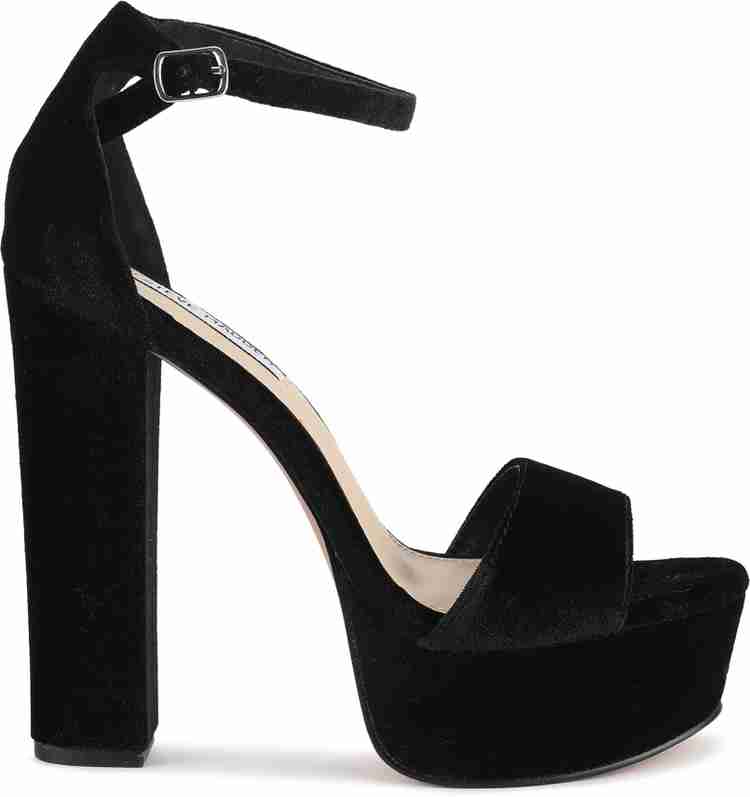 Steve madden kareena black flatform sandal on sale