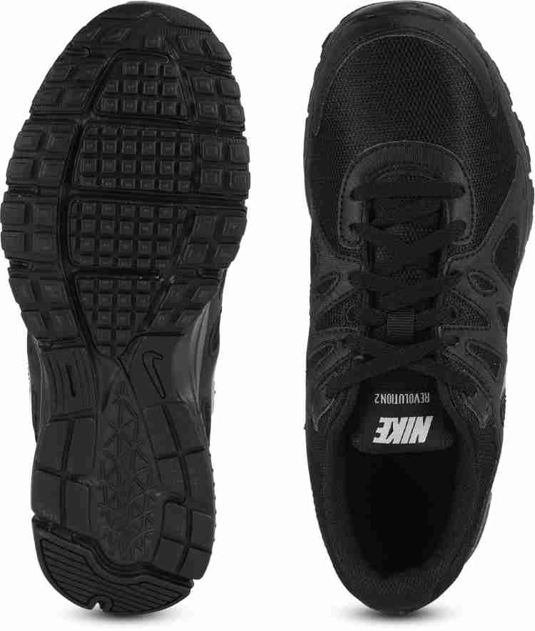 Nike revolution 2 hot sale black shoes