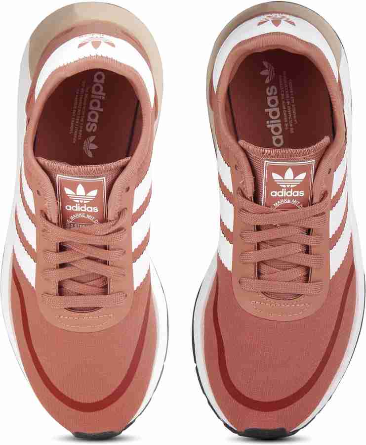 Aq0267 adidas deals