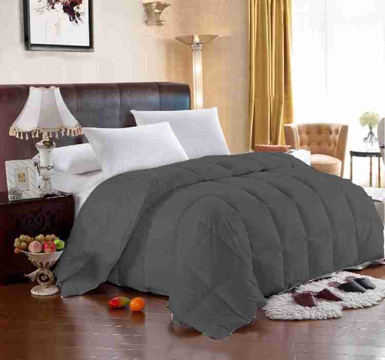 Single outlet bed comforter
