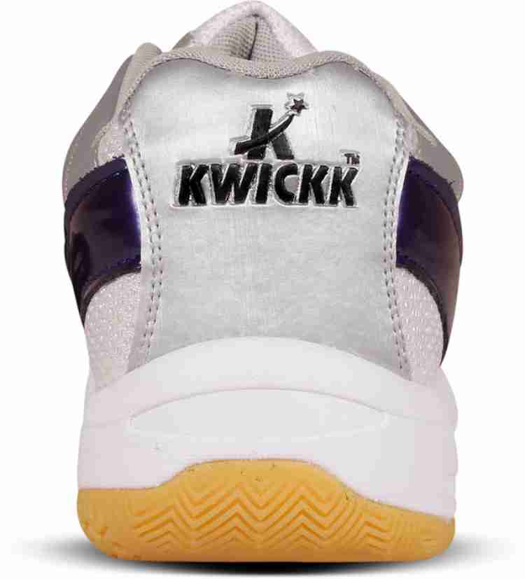 Kwickk best sale badminton shoes