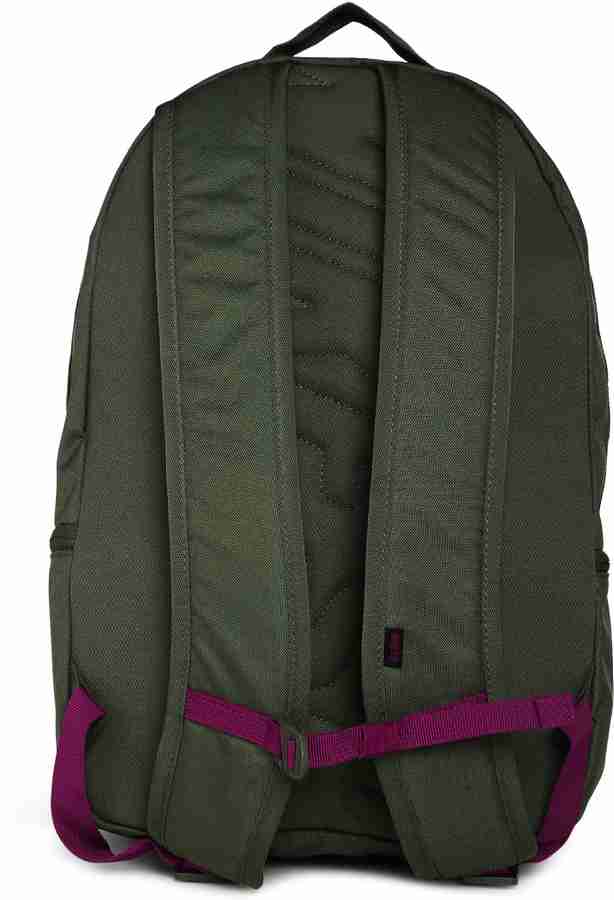 Nike top backpacks flipkart