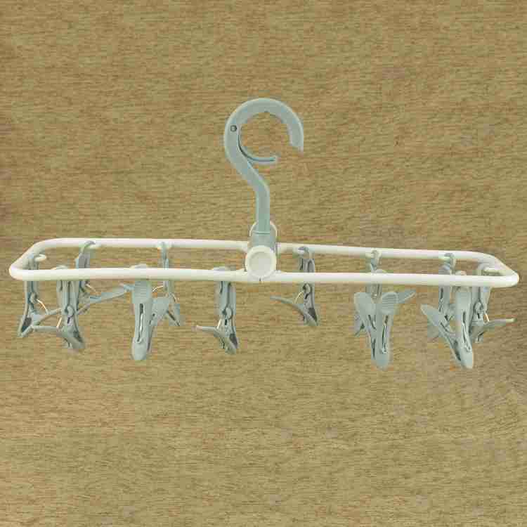 Folding clips store