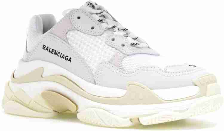 Balenciagas white best sale