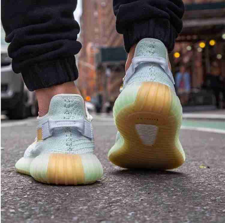 Adidas yeezy boost 350 flipkart sales
