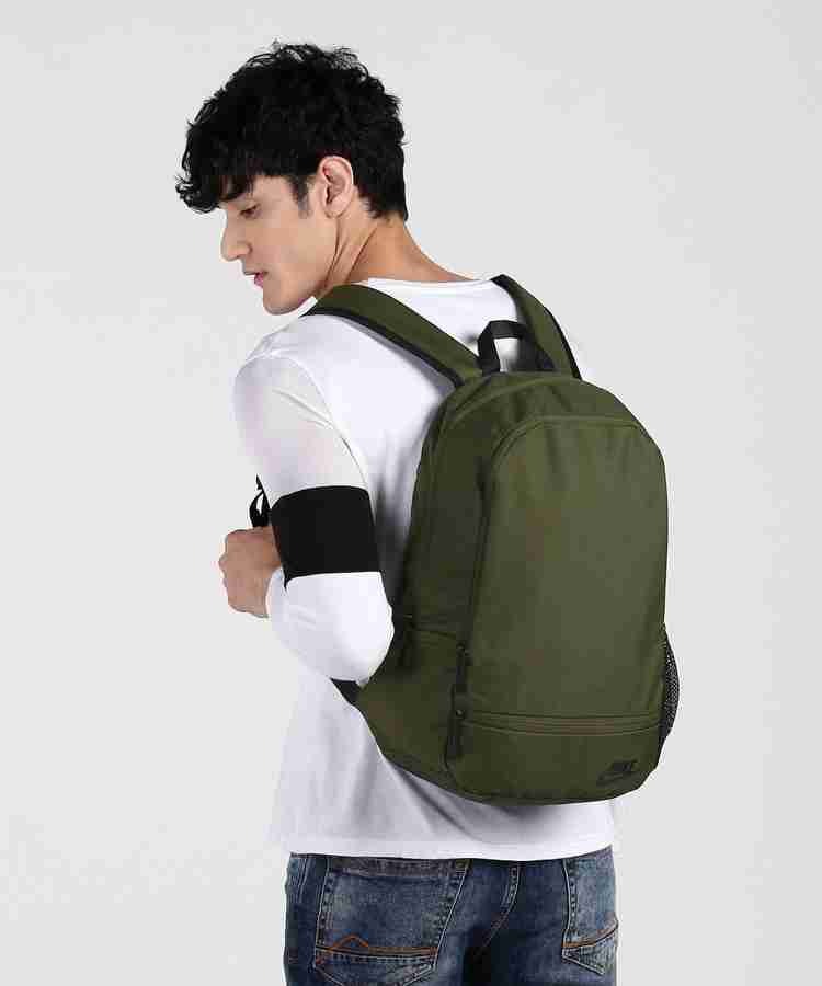 Nike classic north backpack top