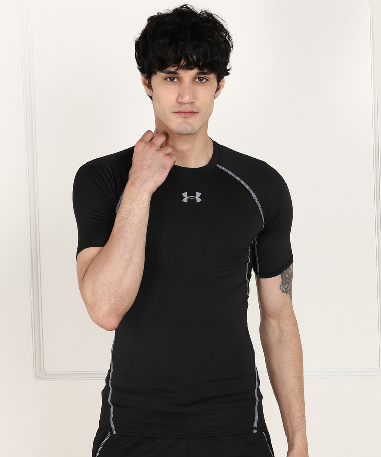 UNDER ARMOUR Solid Men Round Neck Black T-Shirt - Buy UNDER ARMOUR Solid  Men Round Neck Black T-Shirt Online at Best Prices in India | Flipkart.com