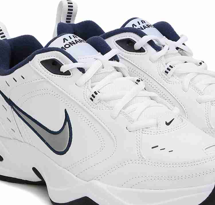 Nike black 2025 air monarch