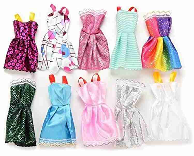 Barbie clothes hot sale and accessories
