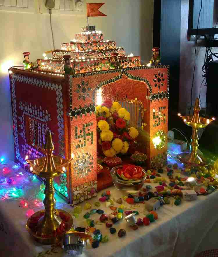 Glass pieces best sale for decoration