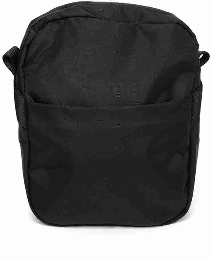 Harga sling bag best sale the north face