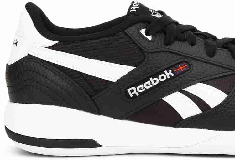 Reebok hot sale squash shoes