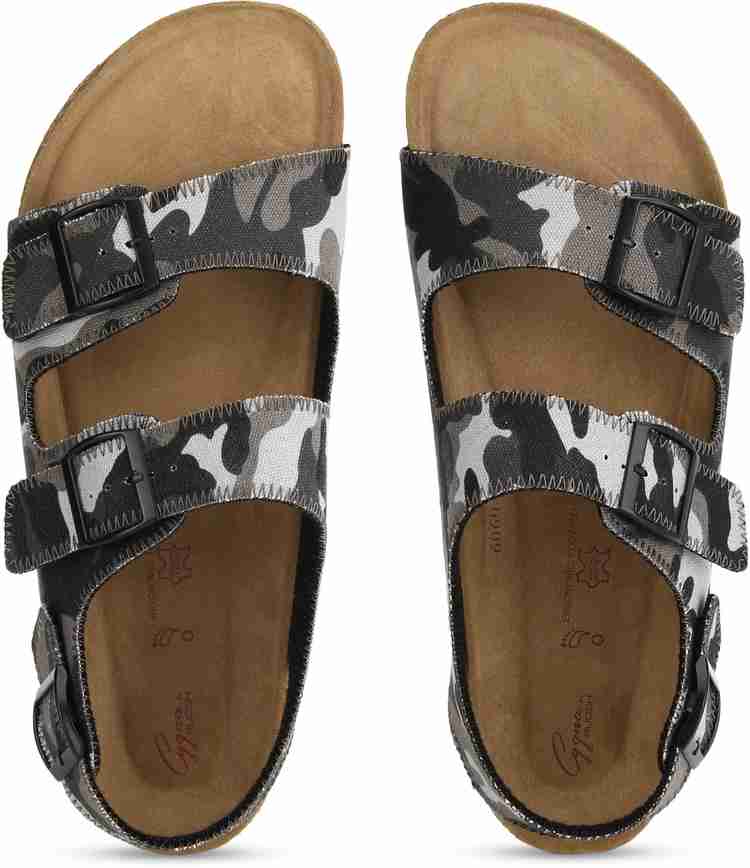 Cygna sandals top