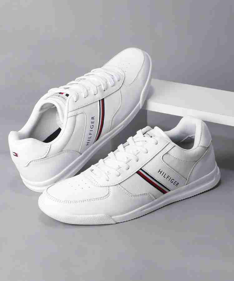 Tommy hilfiger hotsell light sneakers white