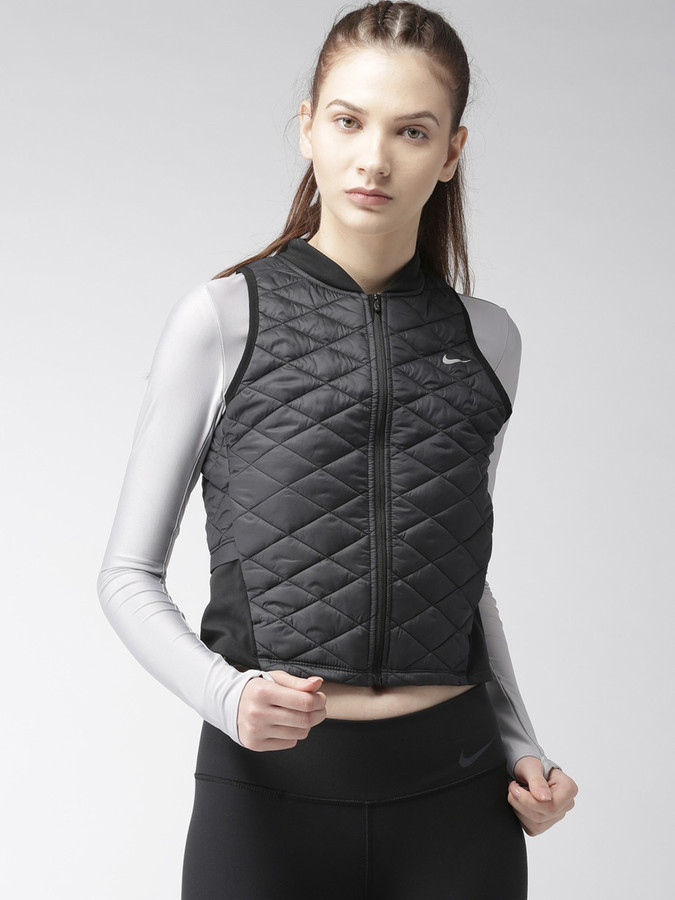 nike sleeveless jacket women's