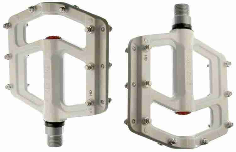 Wellgo Mg 5 Magnesium Bmx Mountain Bike Pedals White Cat 84156 Pedal Buy Wellgo Mg 5 Magnesium Bmx Mountain Bike Pedals White Cat 84156 Pedal Online at Best Prices in India Sports Fitness