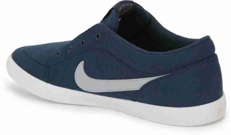 Tênis nike fashion futslide