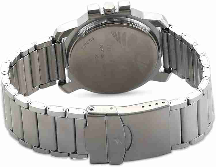 Fastrack Basics Analog Watch For Men Buy Fastrack Basics Analog Watch For Men NN3039SM02 Online at Best Prices in India Flipkart