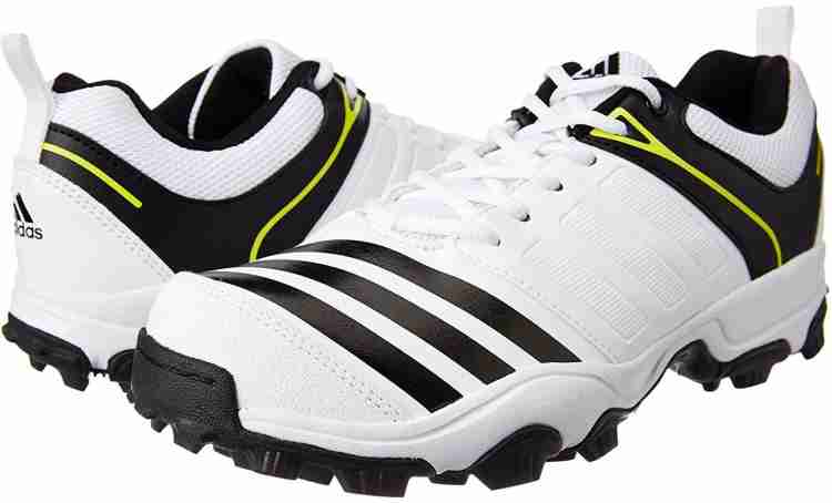 Adidas cricket shoes on sale flipkart