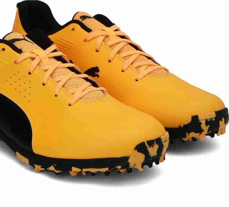 One8 cricket shoes discount