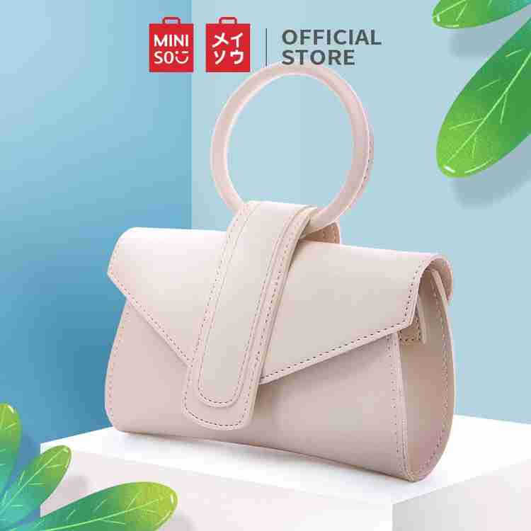 MINISO White Shoulder Bag Grand Circle Simple Style Women s Clutch Bag Envelope Crossbody Bag Apricot Apricot Price in India Flipkart