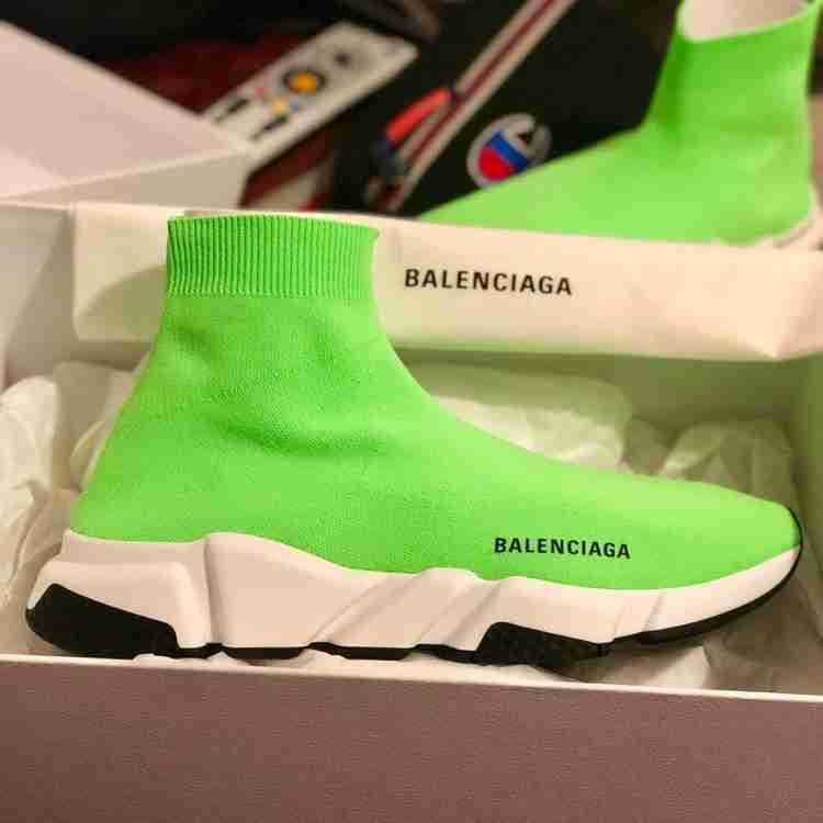 Balenciaga speed cheap trainer lime green