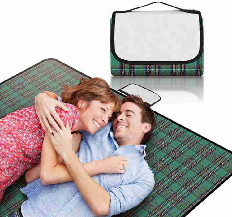 Foldable outdoor blanket outlet