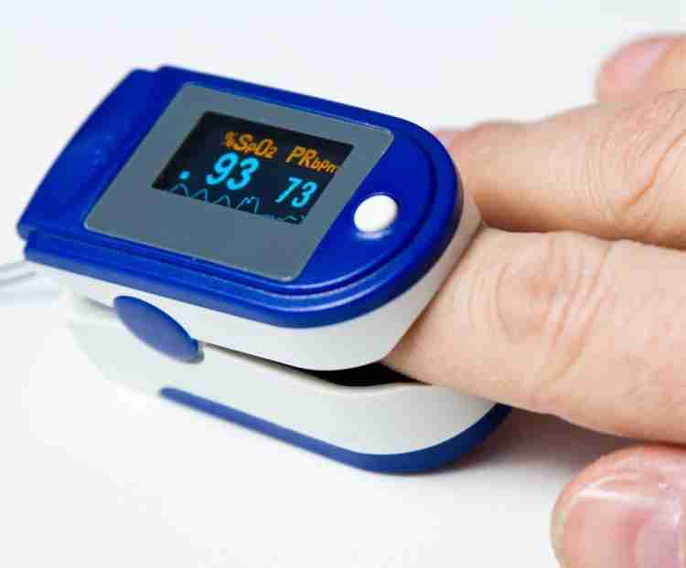 Mido outlet pulse oximeter