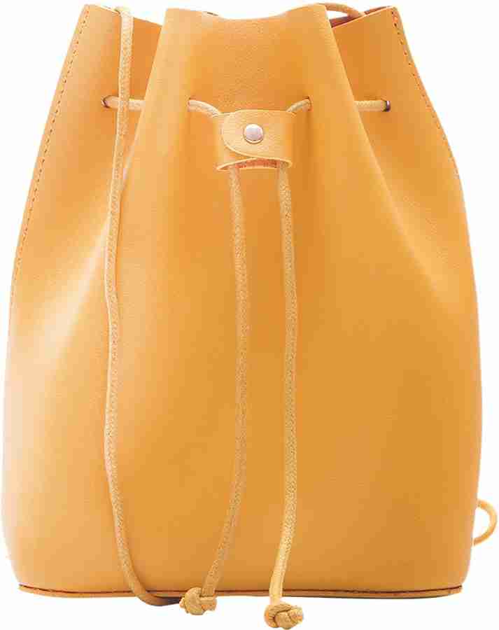 Miniso bucket bag top