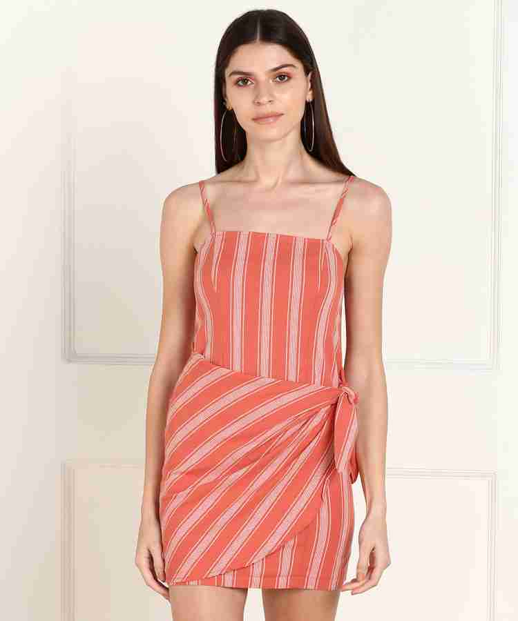 Forever 21 pink wrap dress top