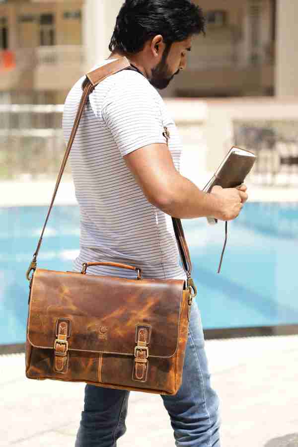 Rustic Town Brown Messenger Bag Vintage Leather 15 Inch Crossbody Messenger Satchel Bag brown Price in India Flipkart