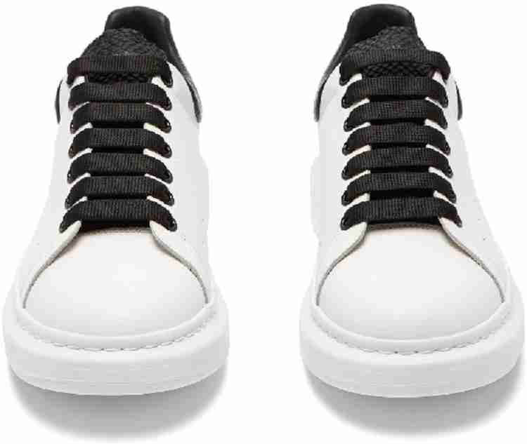 Oversized on sale sneaker mcqueen