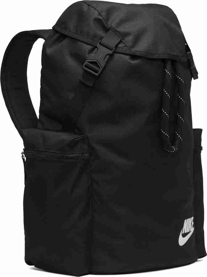 Nike 2025 heritage black