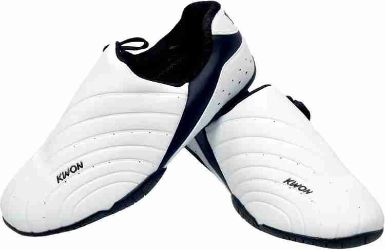 Kwon taekwondo hotsell shoes
