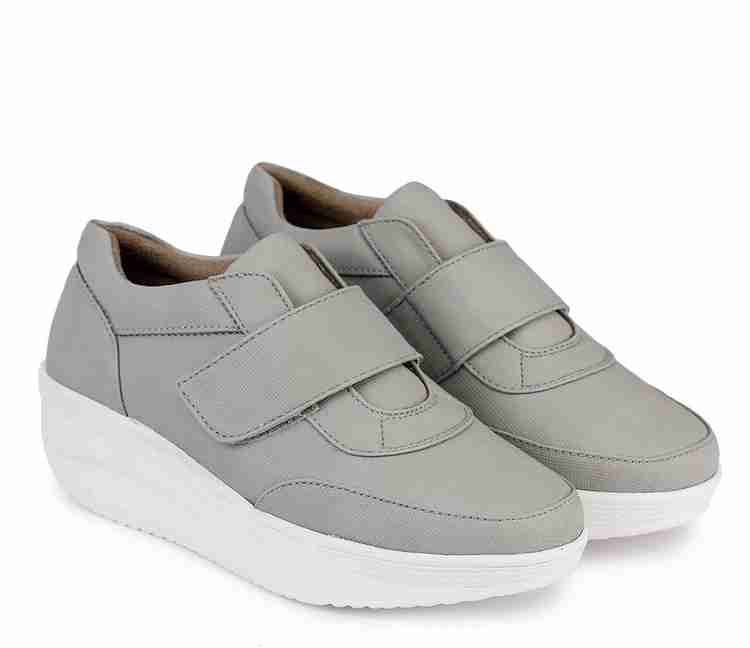 VALIOSAA Sneakers For Women Buy VALIOSAA Sneakers For Women Online at Best Price Shop Online for Footwears in India Flipkart