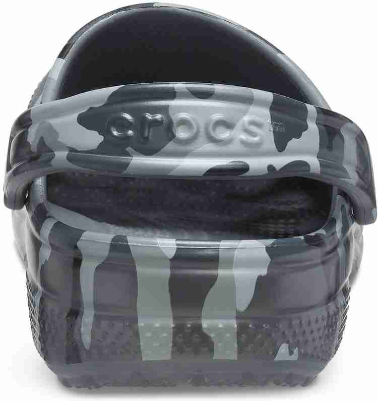 Mens camo crocs size 12 online