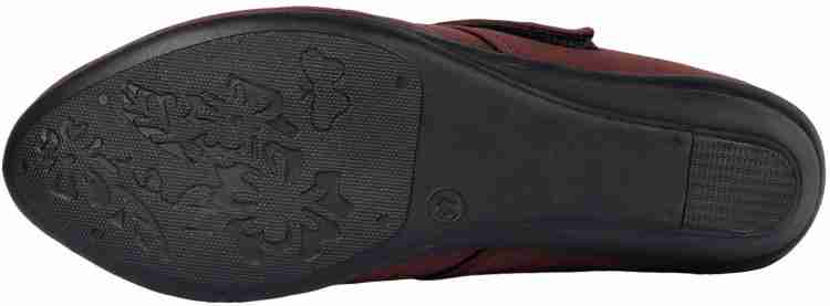 Ladies half best sale shoes flipkart